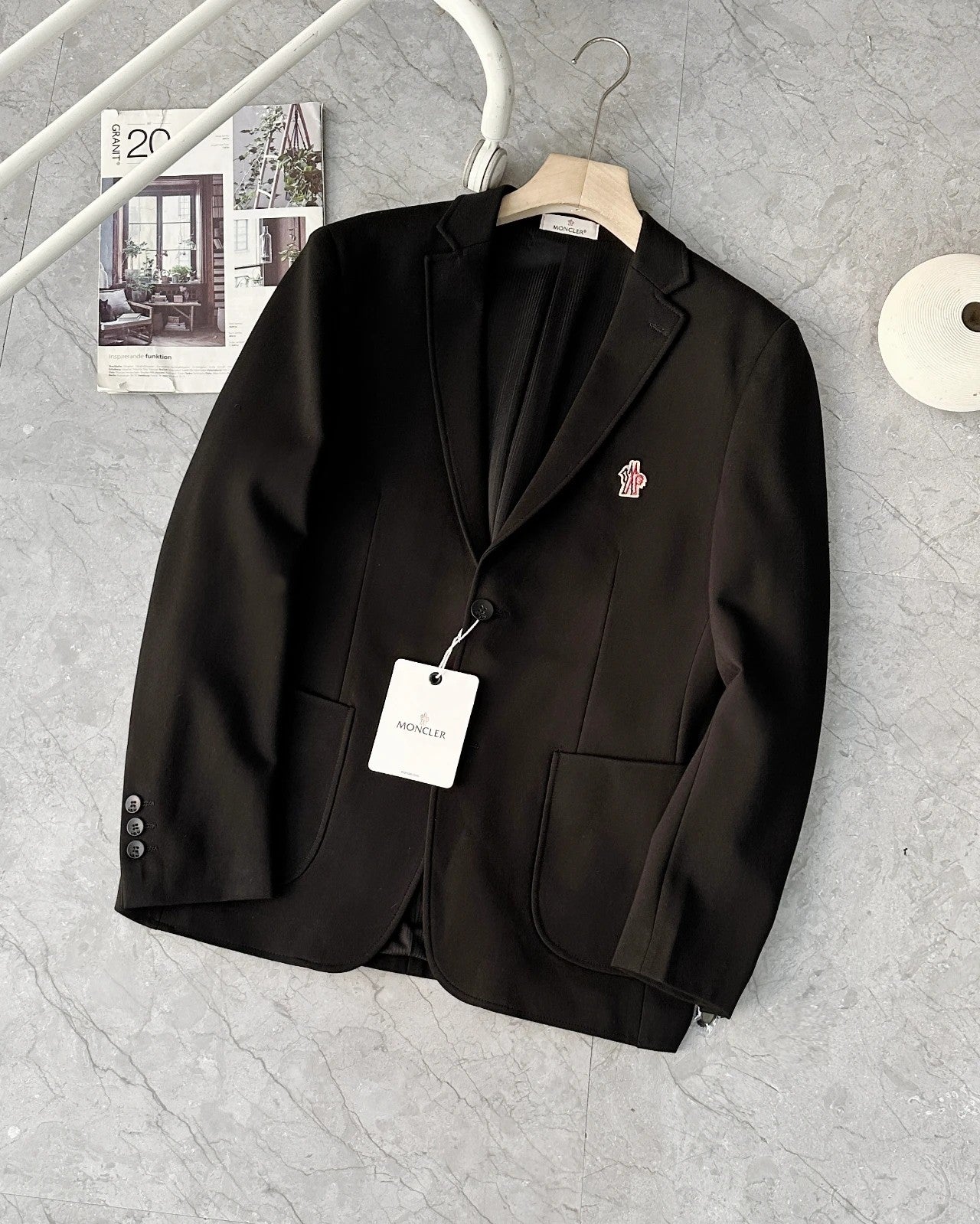 Moncler Men's Business Casual Knit Blazer – 25SS