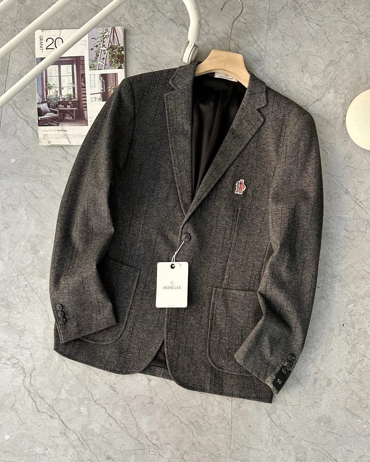 Moncler Men's Business Casual Knit Blazer – 25SS