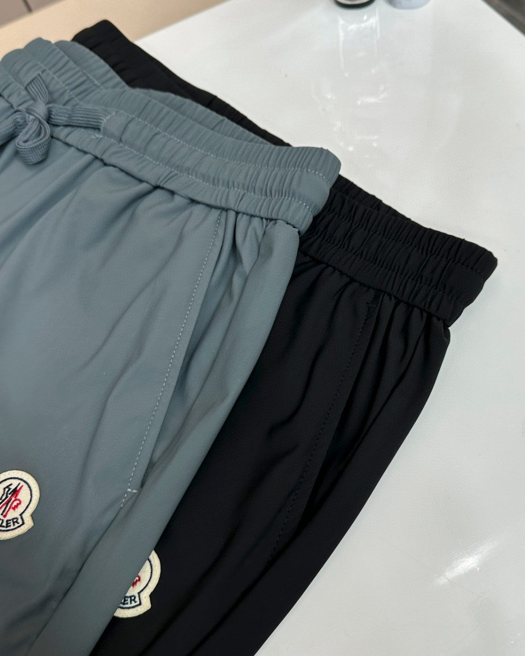Moncler Tencel Straight-Leg Elastic Casual Pants – 2025 Collection