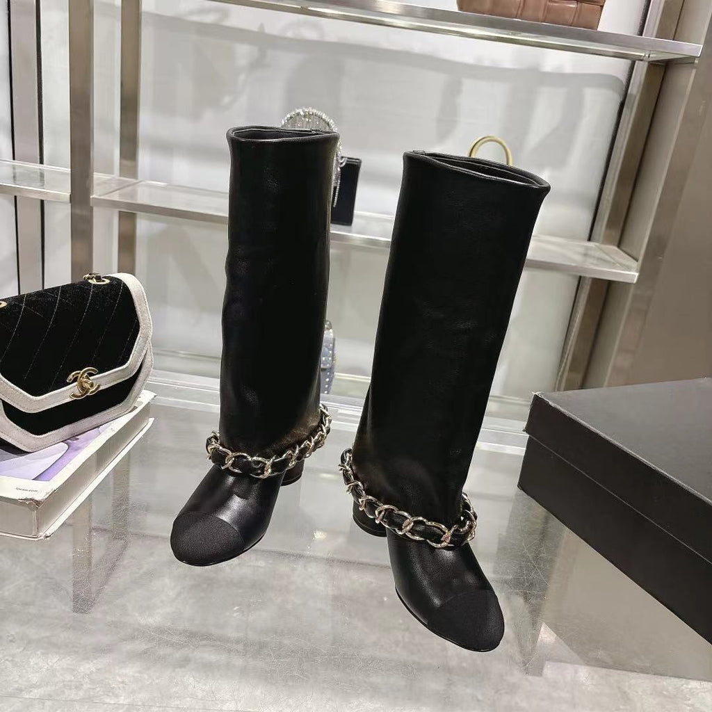 Chanel 25B Runway Chain Knee-High Boots – Autumn/Winter Collection