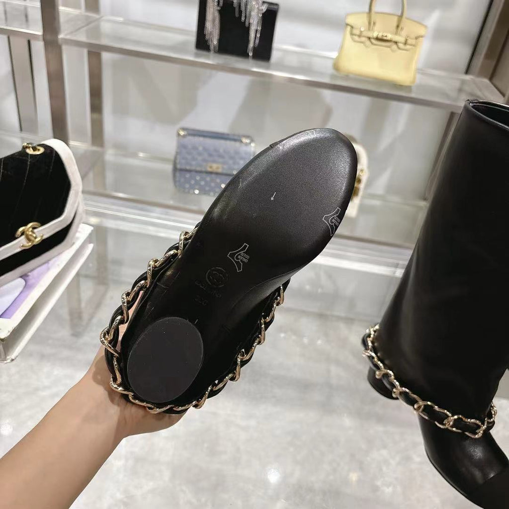 Chanel 25B Runway Chain Knee-High Boots – Autumn/Winter Collection