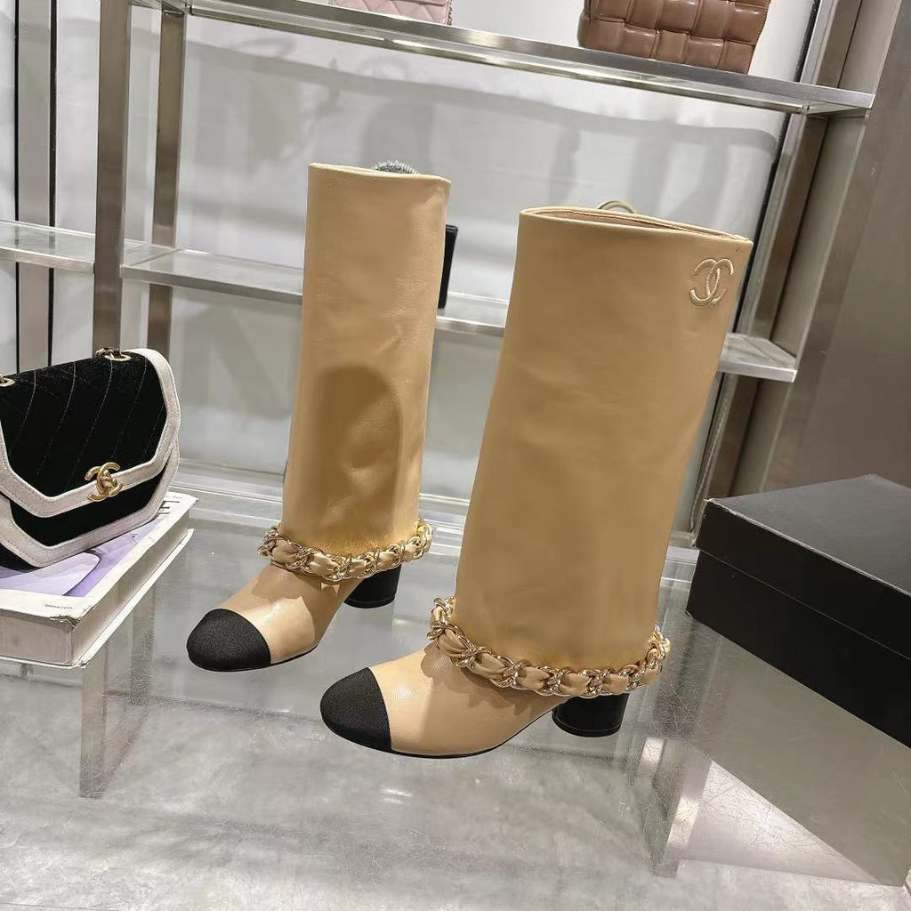 Chanel 25B Runway Chain Knee-High Boots – Autumn/Winter Collection