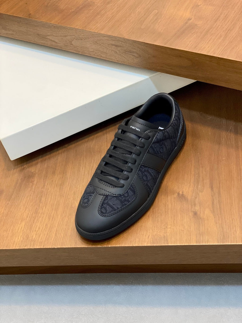 Dior D-Sketch Casual Sport Sneakers