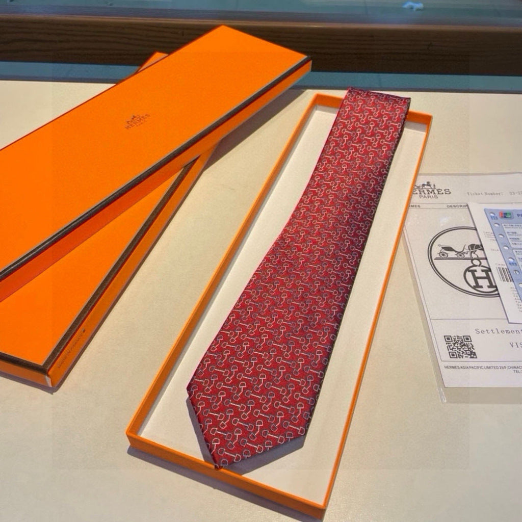 Hermès Men's New Collection Silk Tie