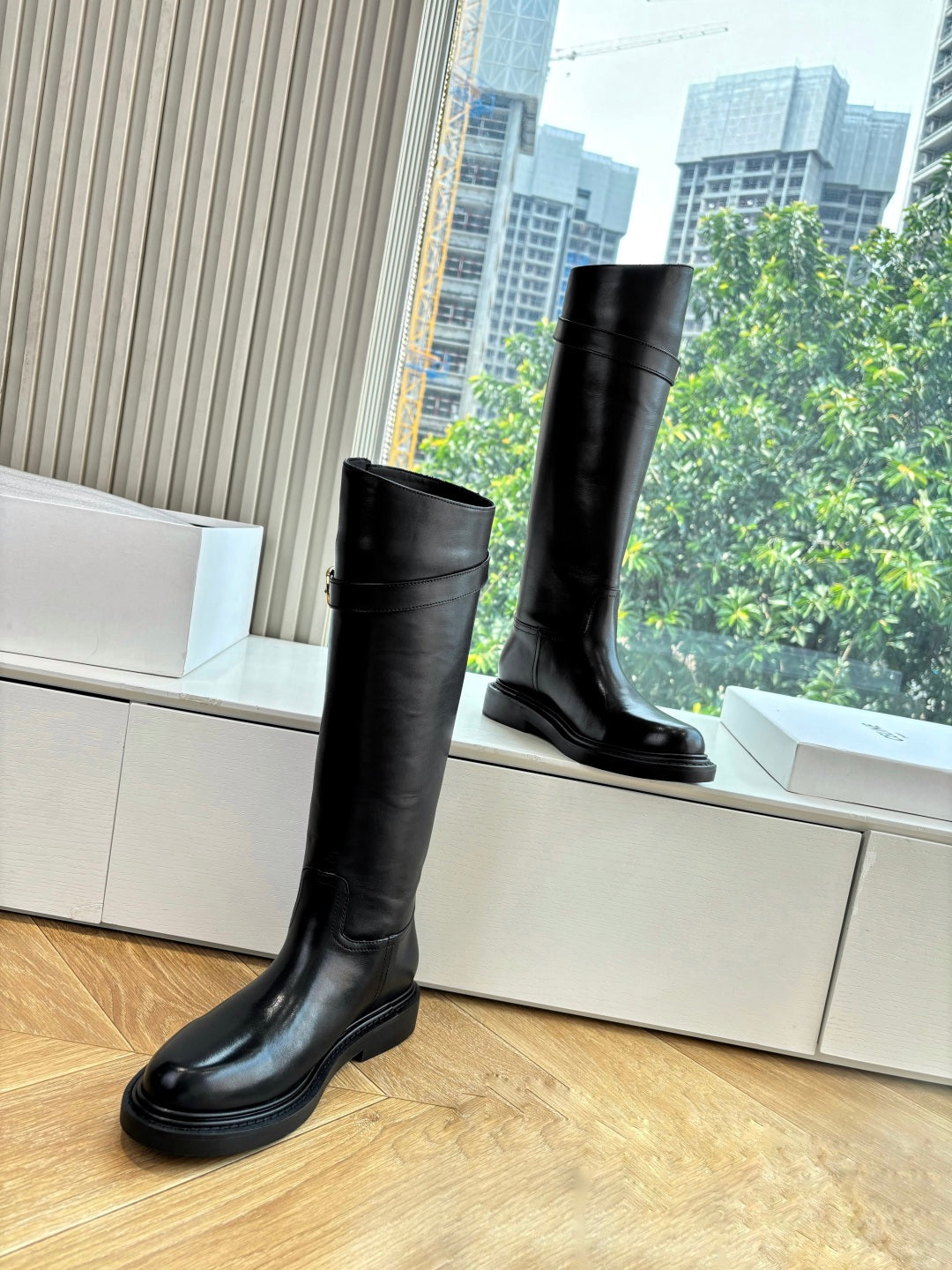 Celine Triomphe Leather Knight Boots – 2025 Autumn/Winter Collection