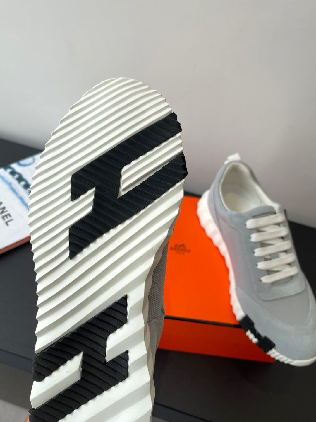 Hermès Classic Couple's Casual Sneakers
