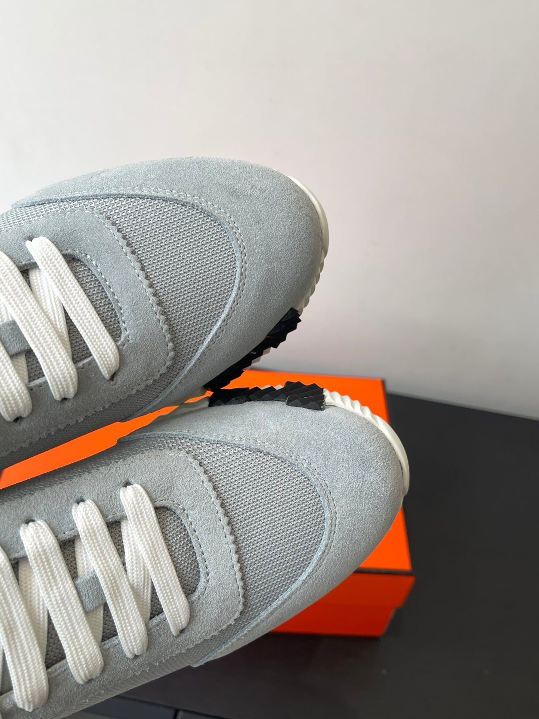 Hermès Classic Couple's Casual Sneakers