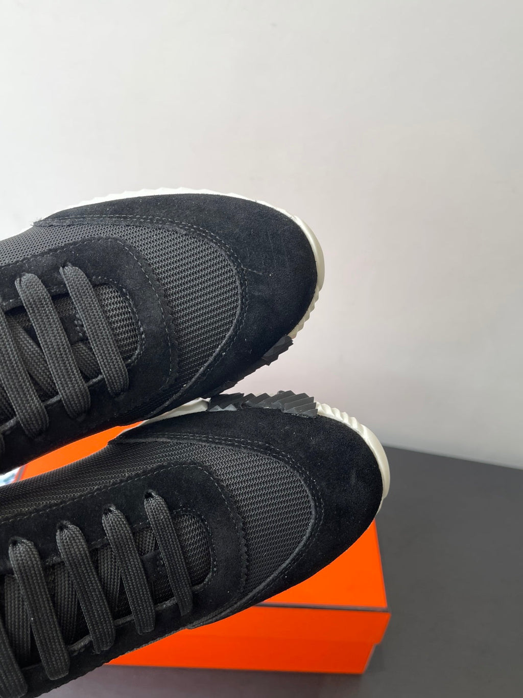 Hermès Classic Couple's Casual Sneakers