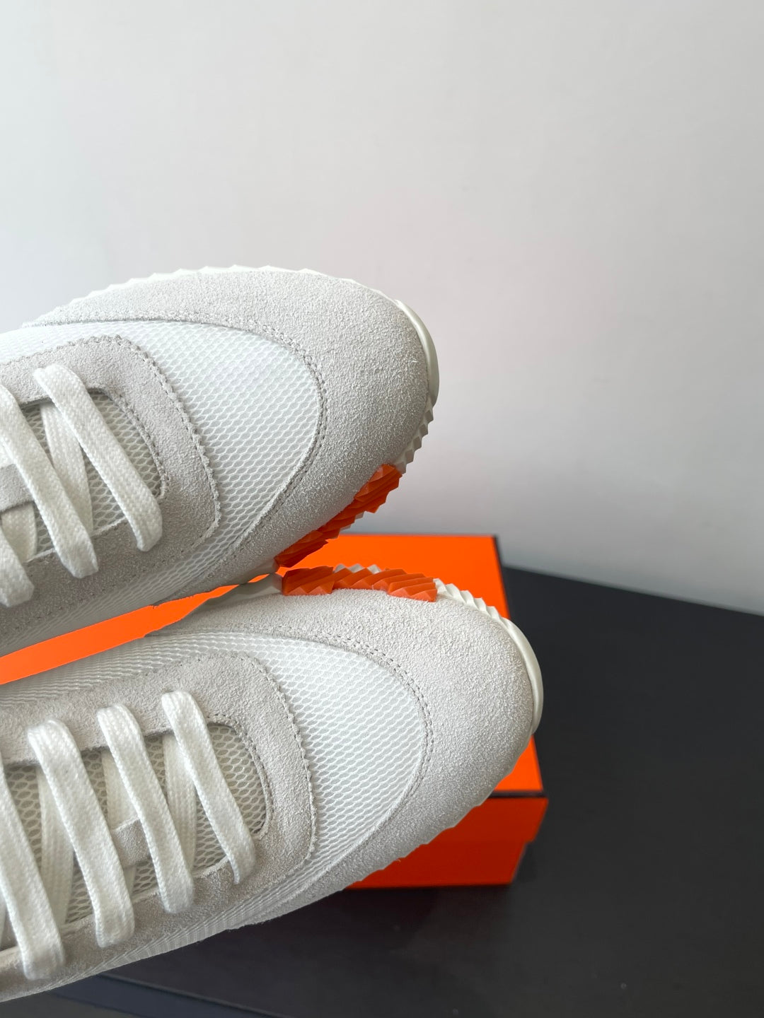 Hermès Classic Couple's Casual Sneakers