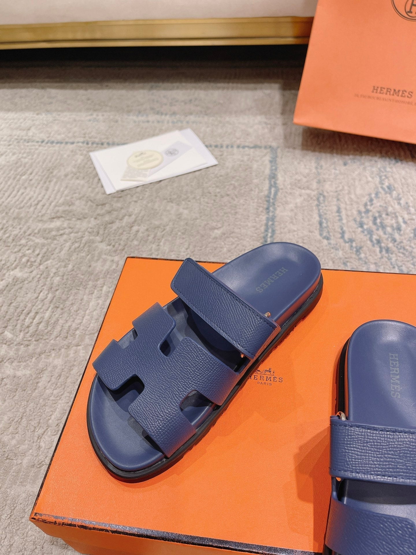Hermès Chypre Suede Unisex Slides