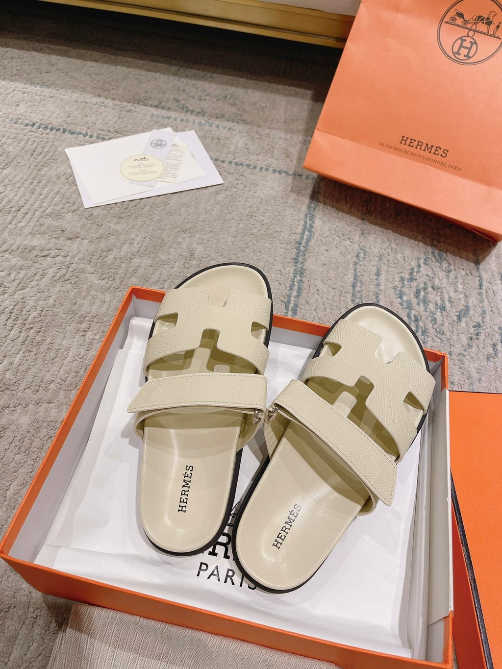 Hermès Chypre Suede Unisex Slides