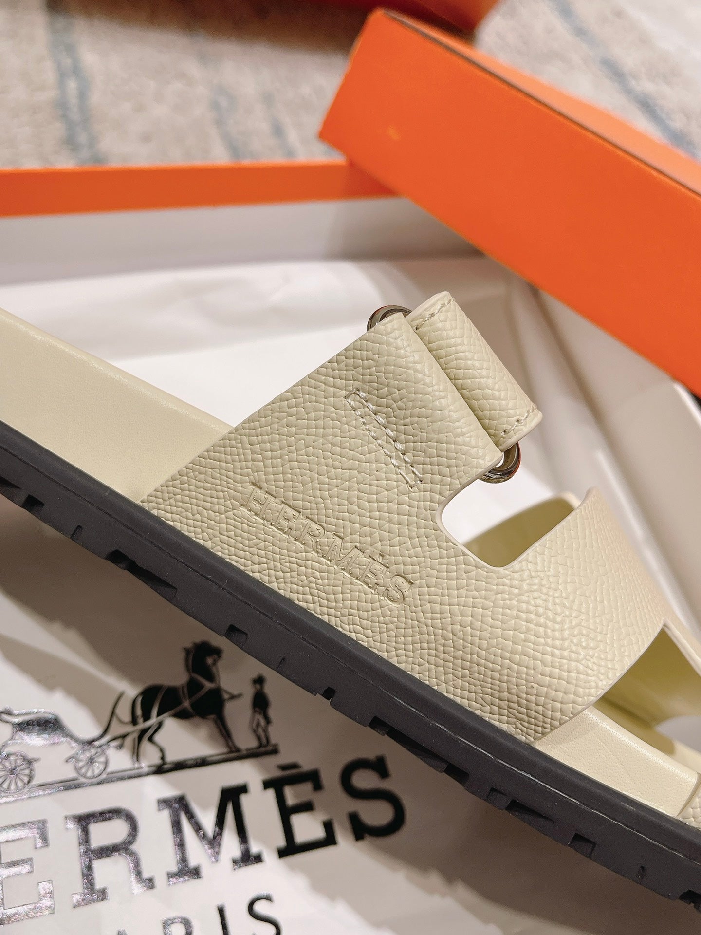 Hermès Chypre Suede Unisex Slides