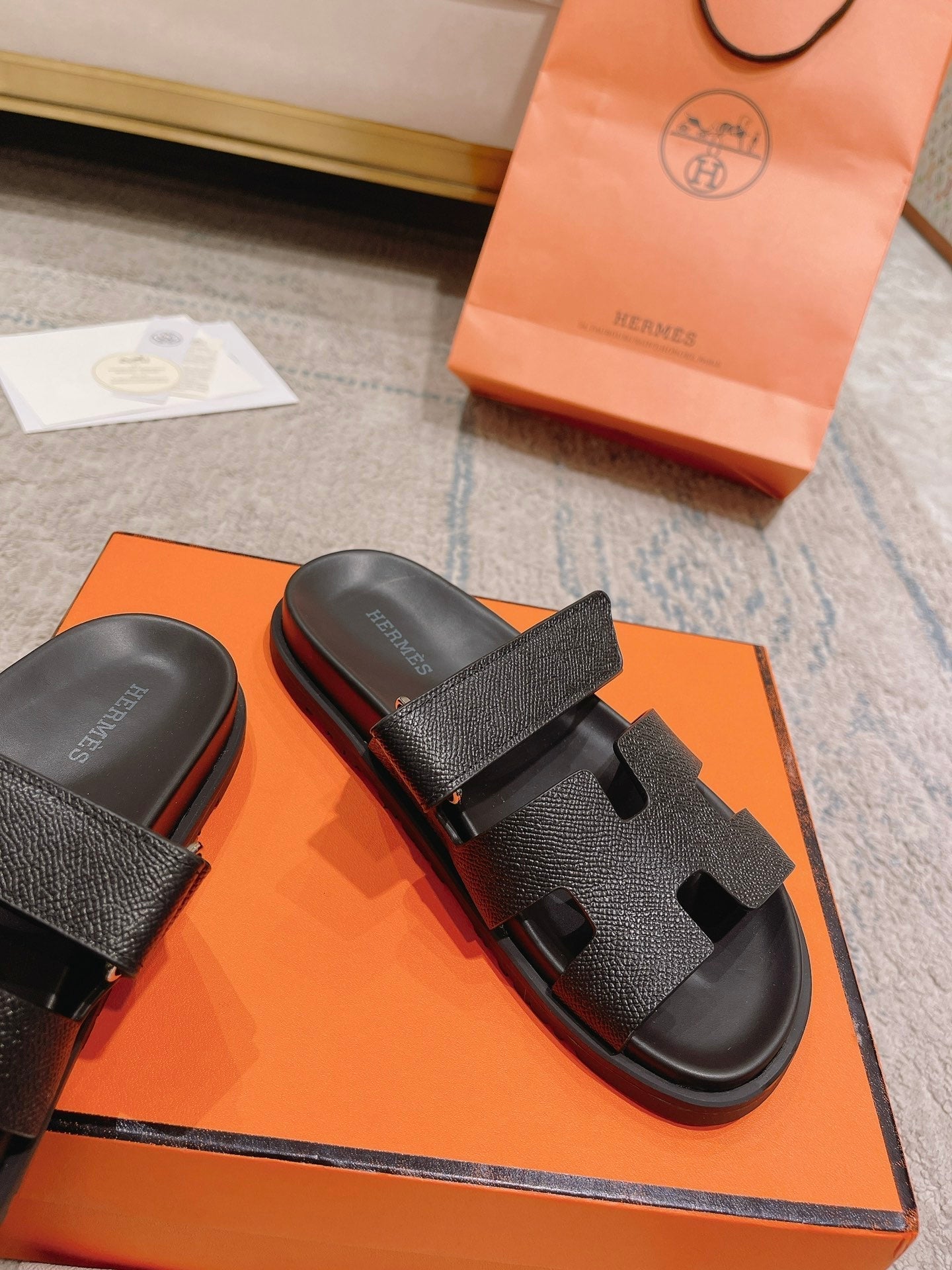 Hermès Chypre Suede Unisex Slides