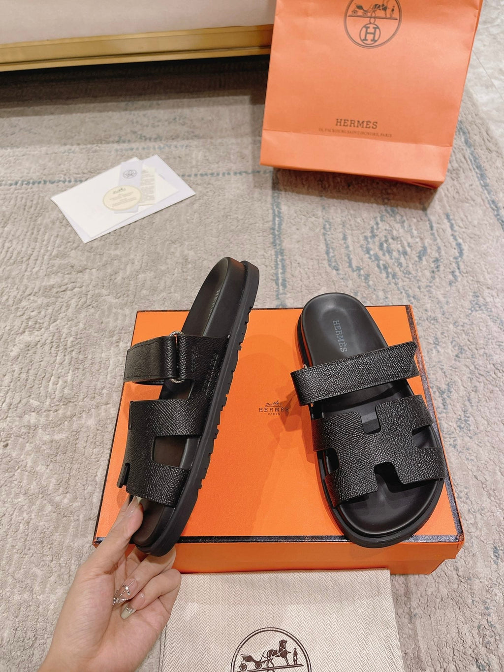 Hermès Chypre Suede Unisex Slides