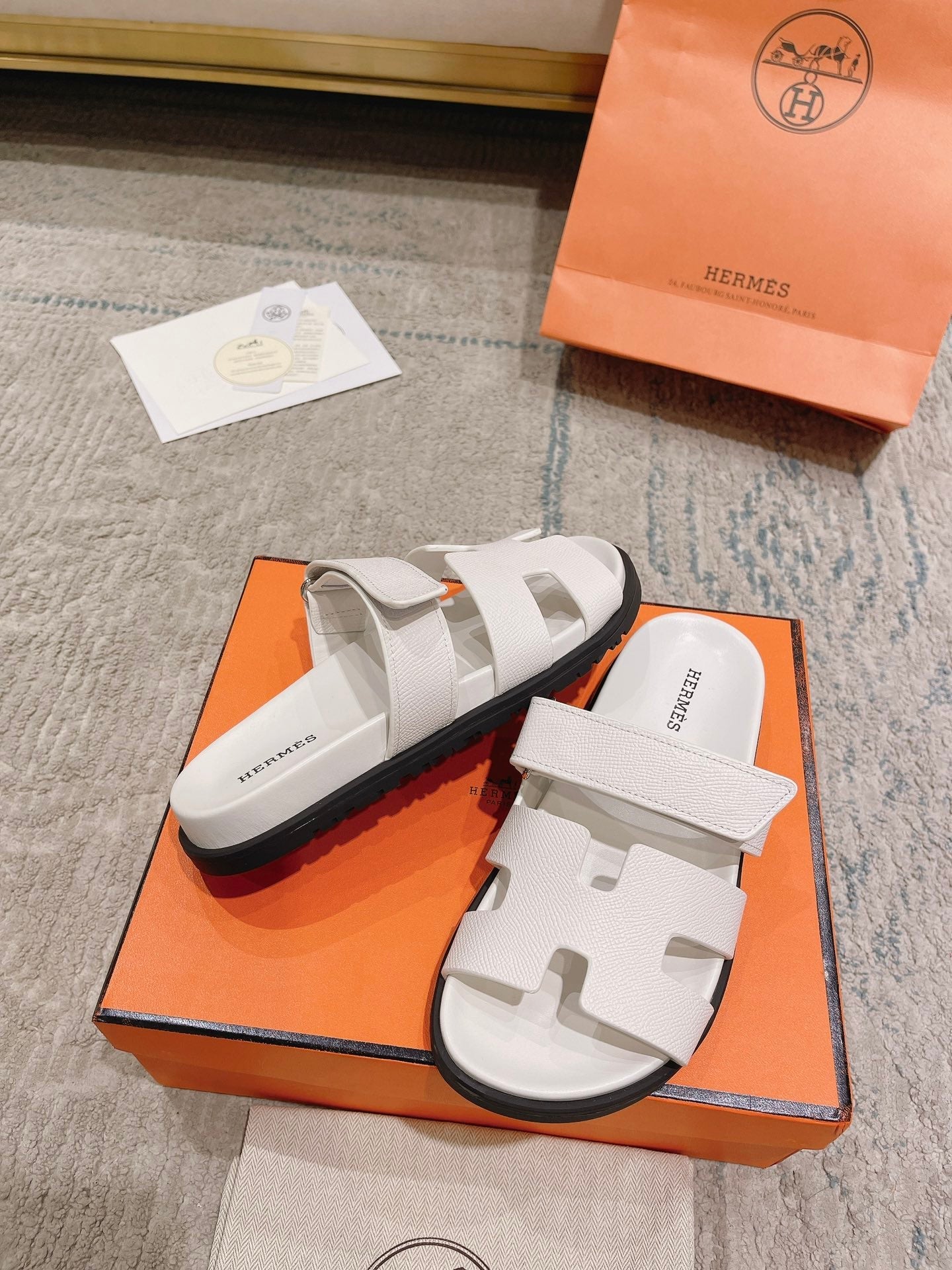 Hermès Chypre Suede Unisex Slides