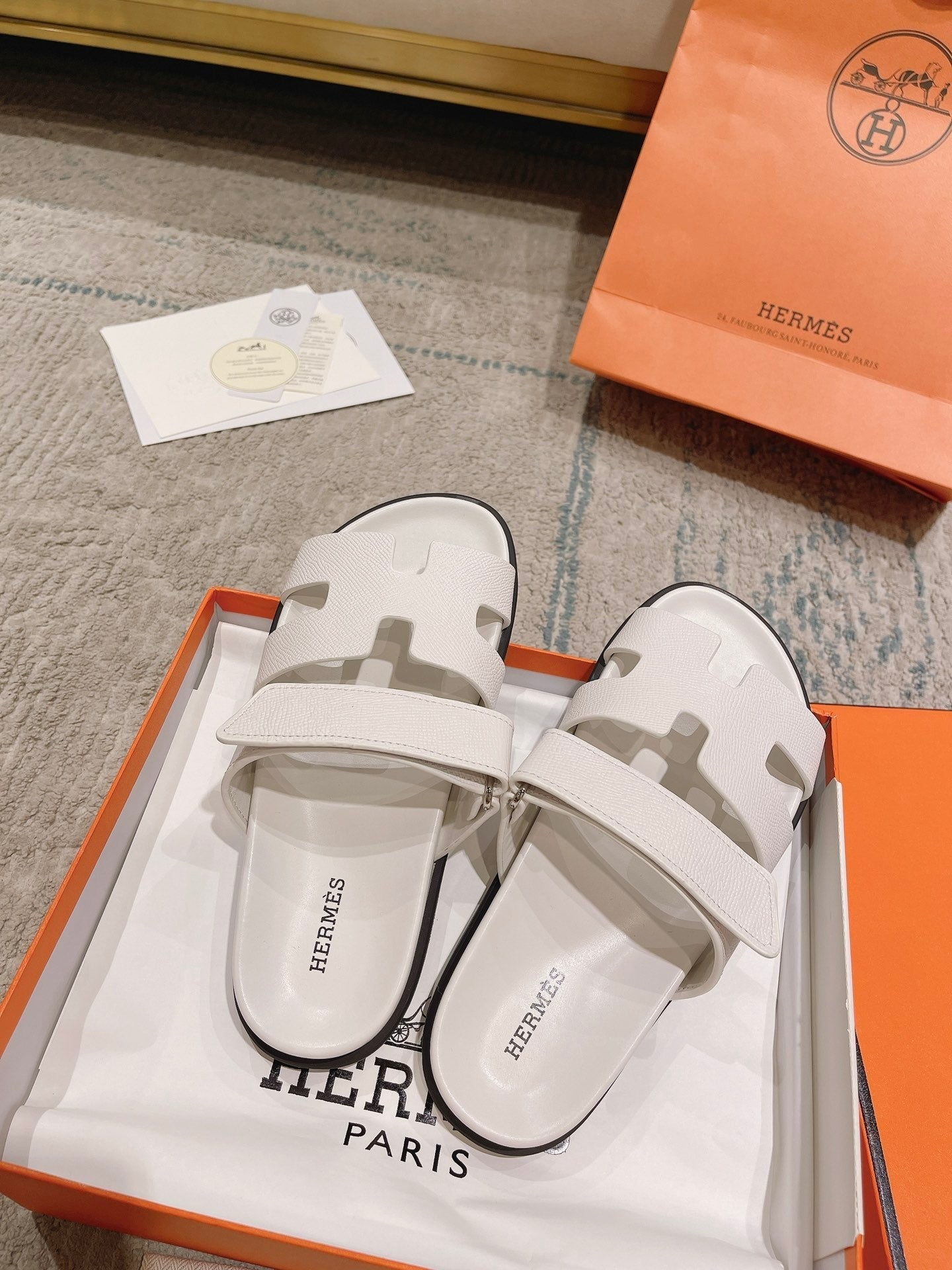 Hermès Chypre Suede Unisex Slides