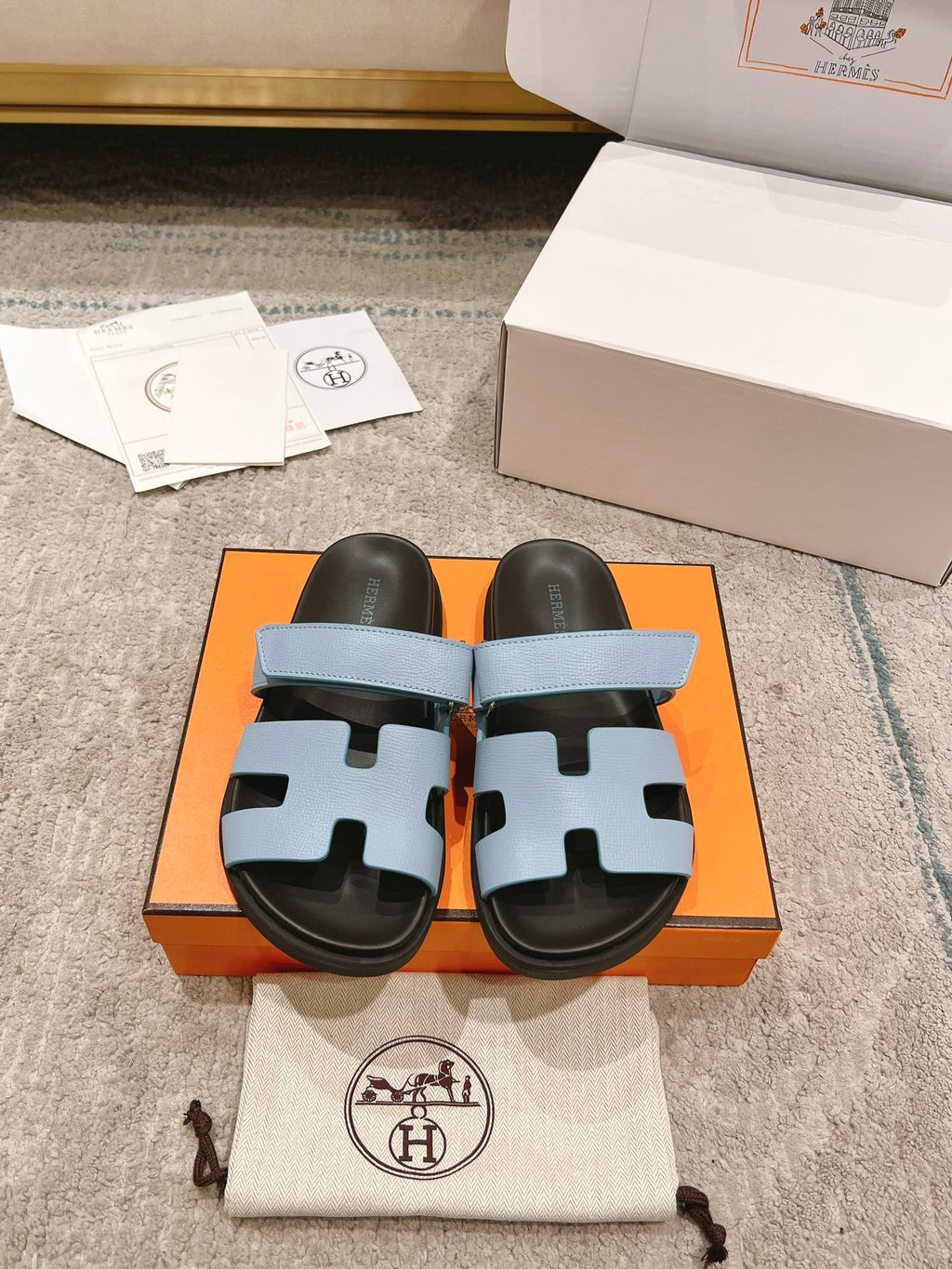 Hermès Chypre Suede Unisex Slides
