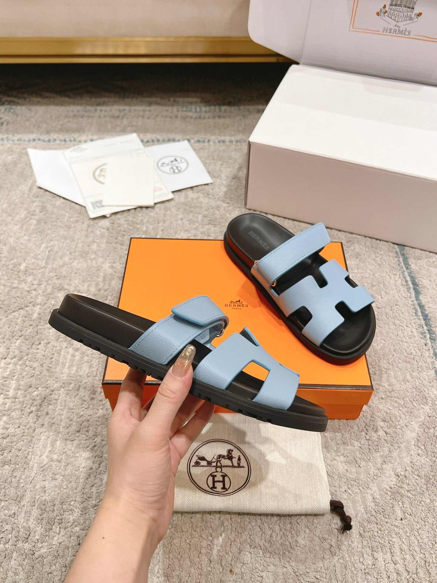 Hermès Chypre Suede Unisex Slides