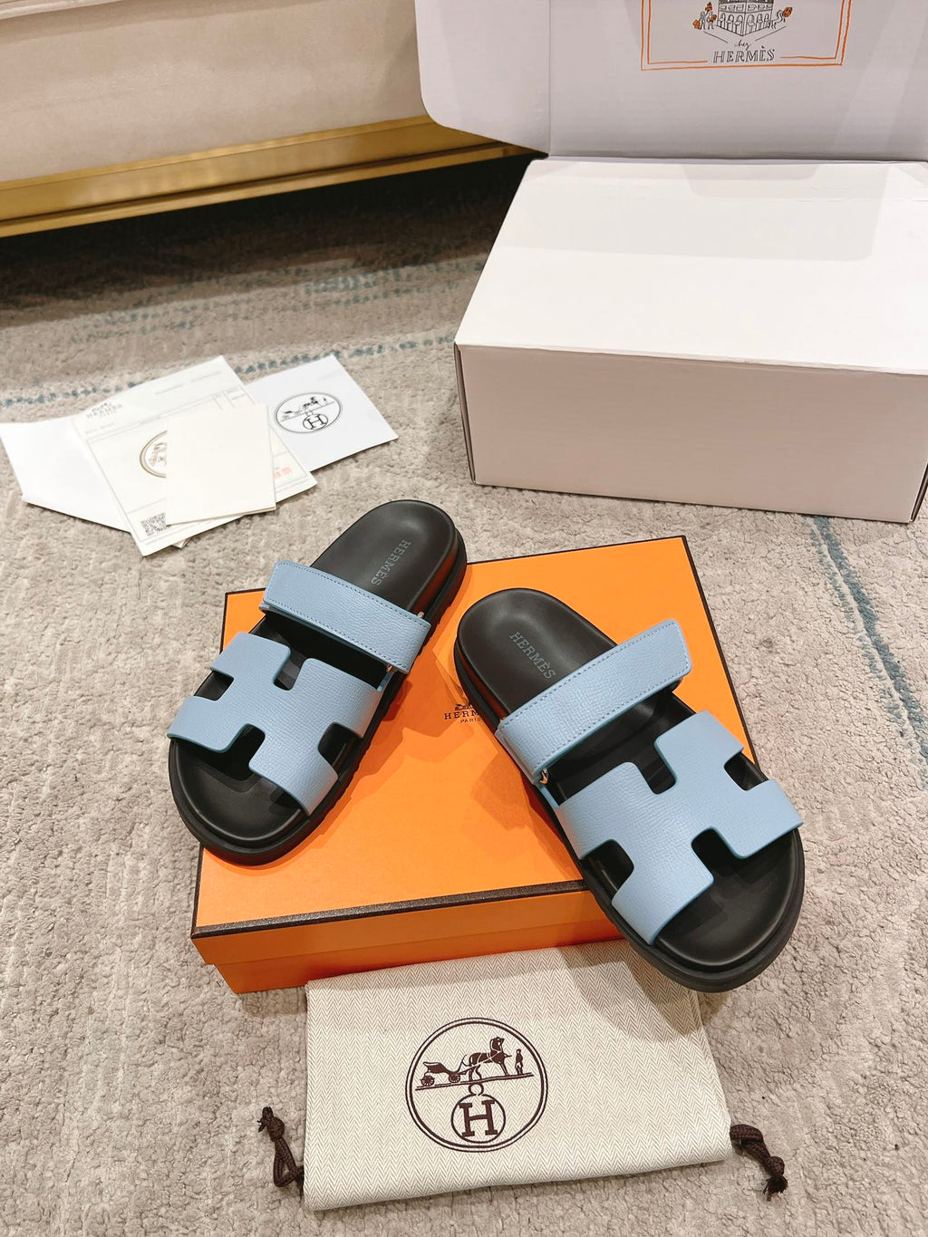 Hermès Chypre Suede Unisex Slides