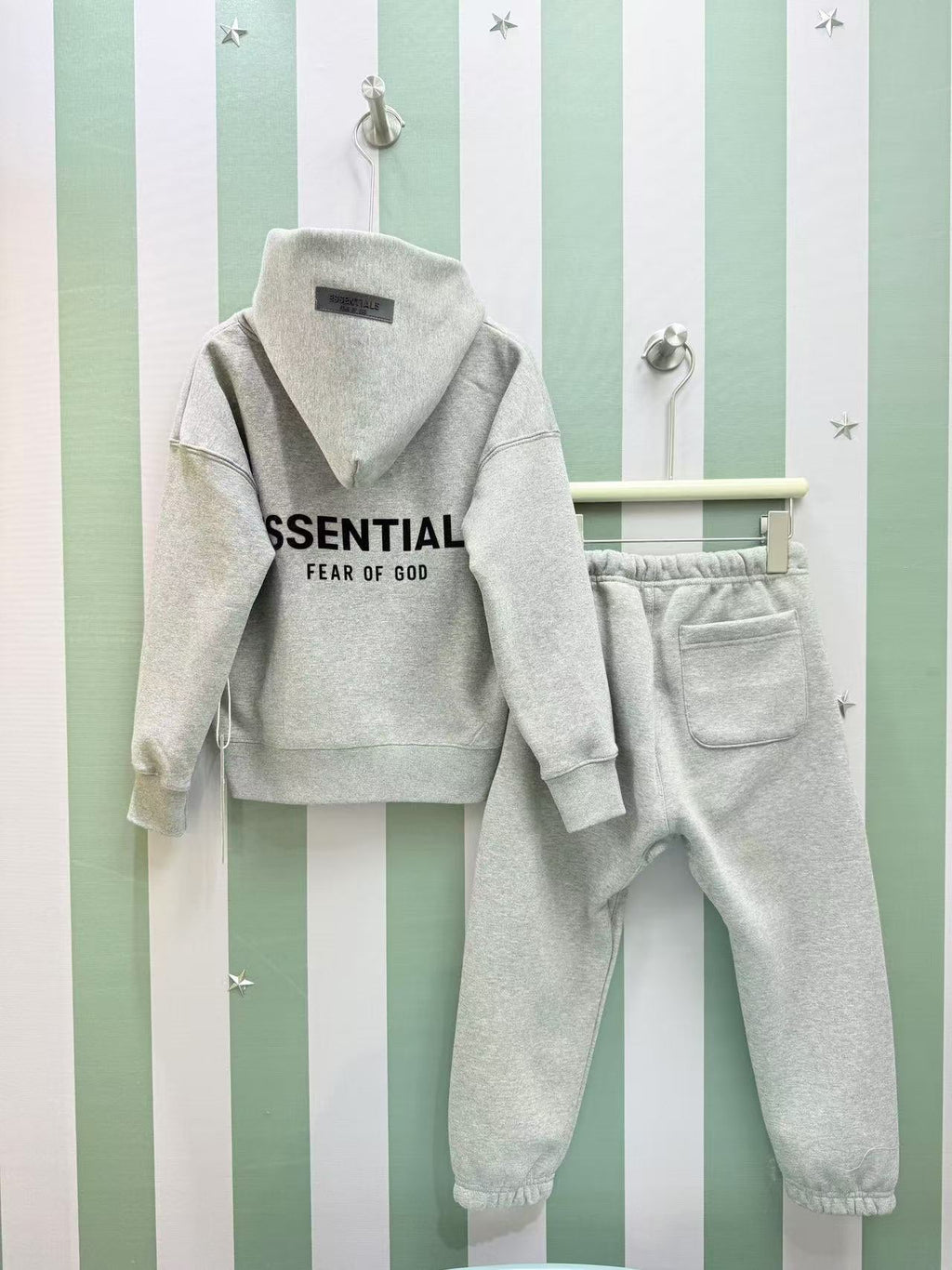 Fear of God ESSENTIALS Fleece Tracksuit Set – Kids Collection – 2025SS