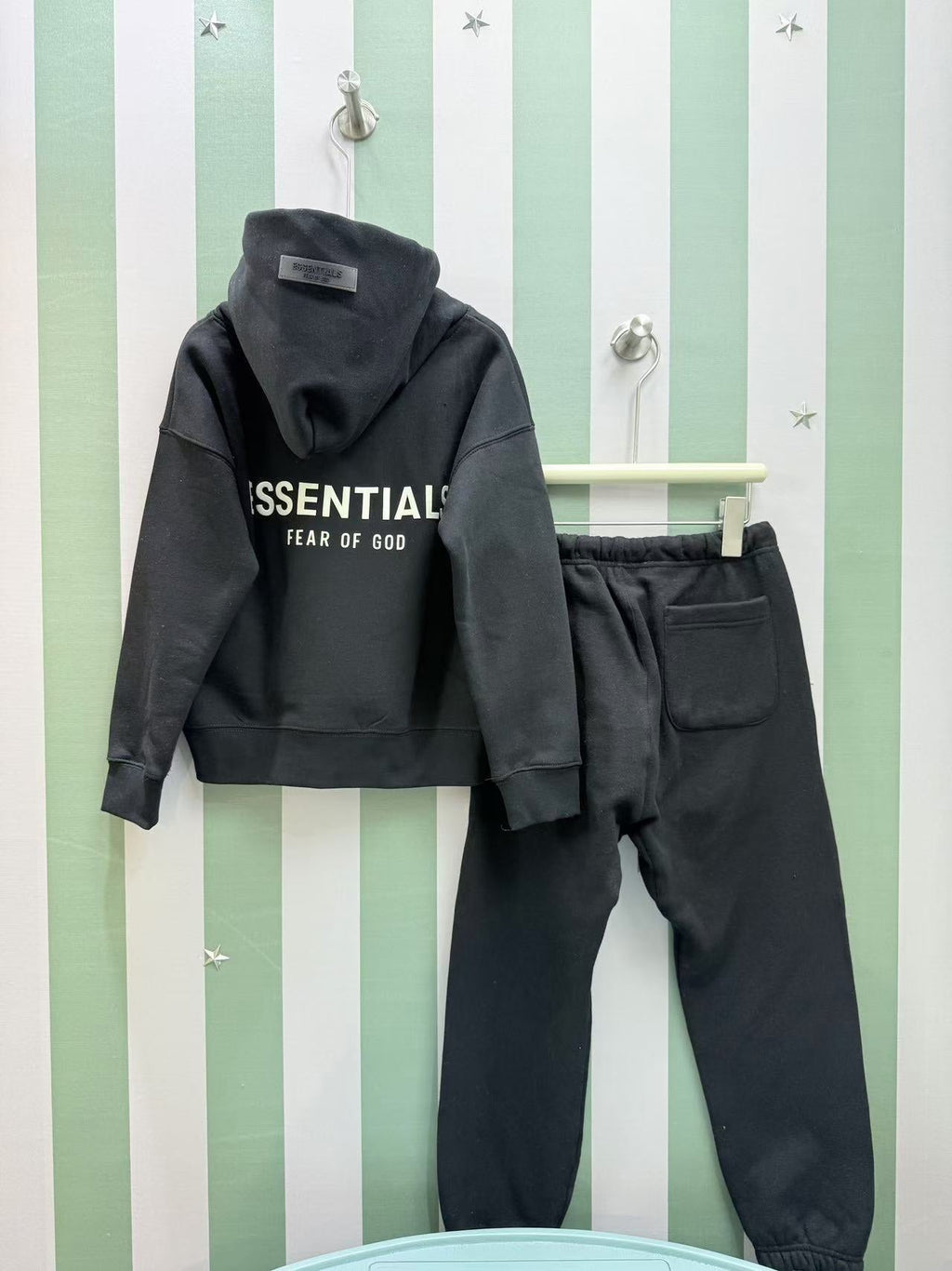 Fear of God ESSENTIALS Fleece Tracksuit Set – Kids Collection – 2025SS
