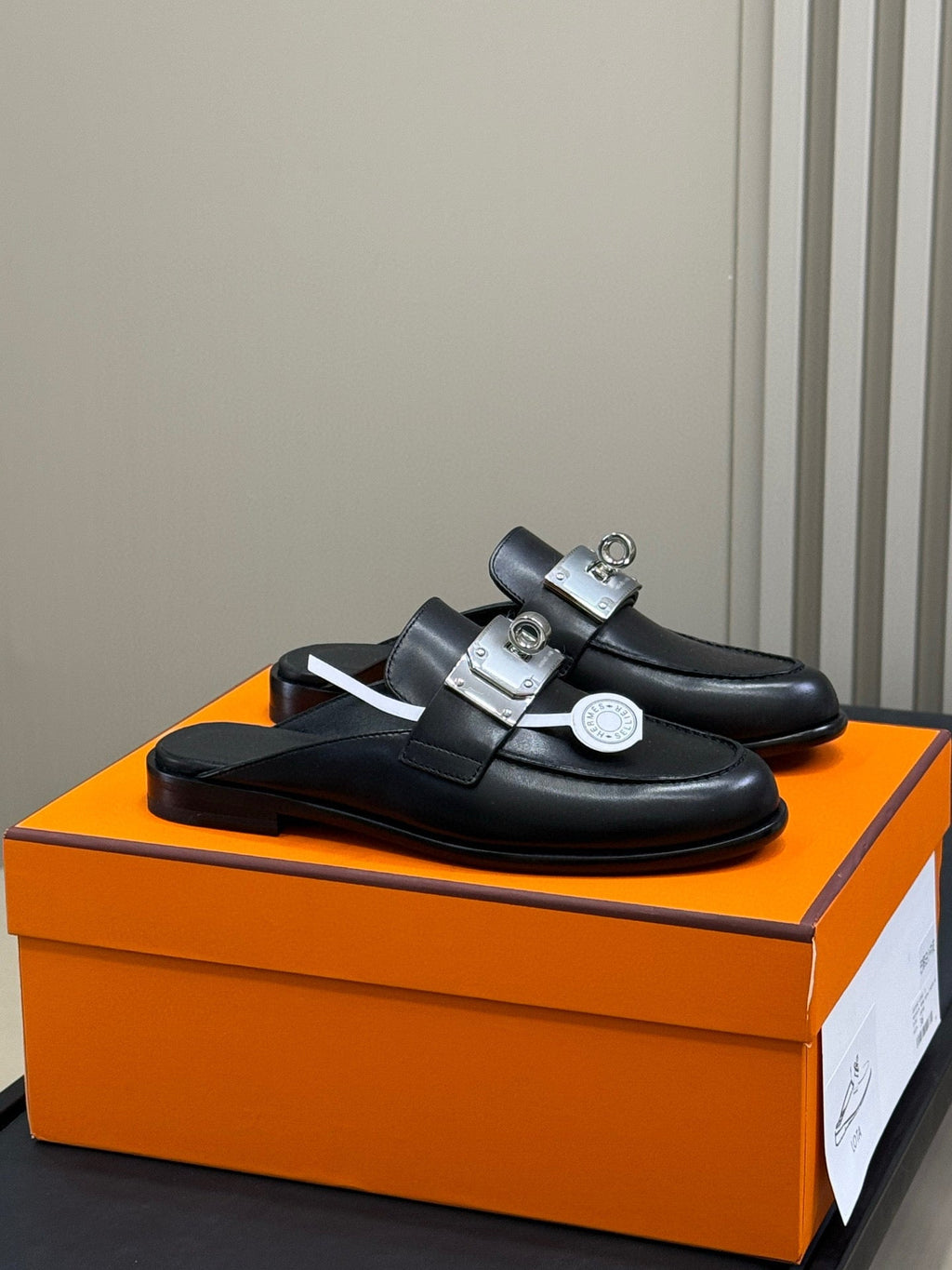 Hermes Kelly Wide Buckle Mules – 2025 Collection