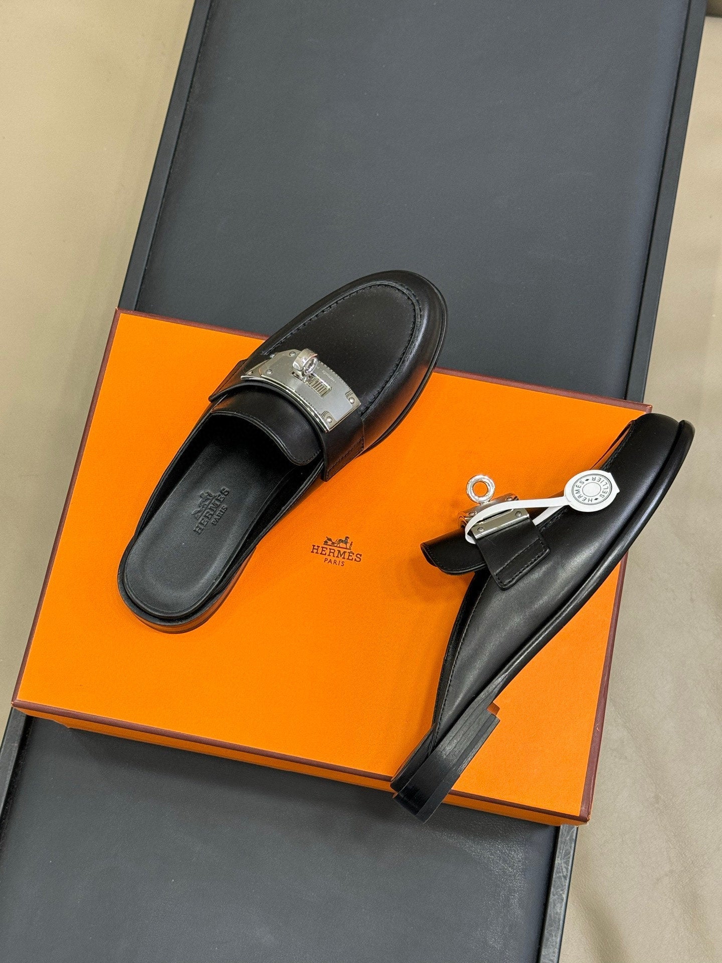 Hermes Kelly Wide Buckle Mules – 2025 Collection