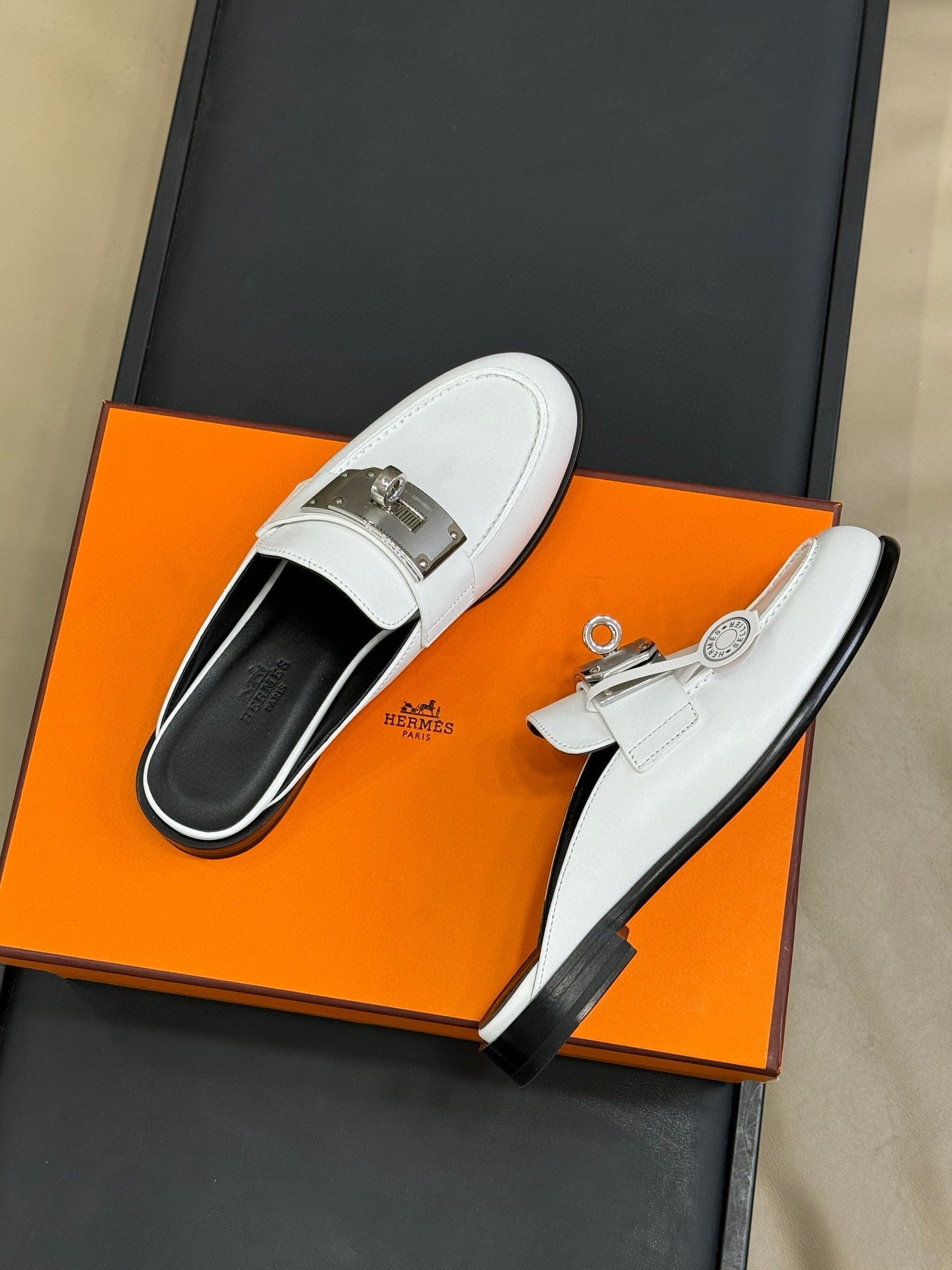 Hermes Kelly Wide Buckle Mules – 2025 Collection