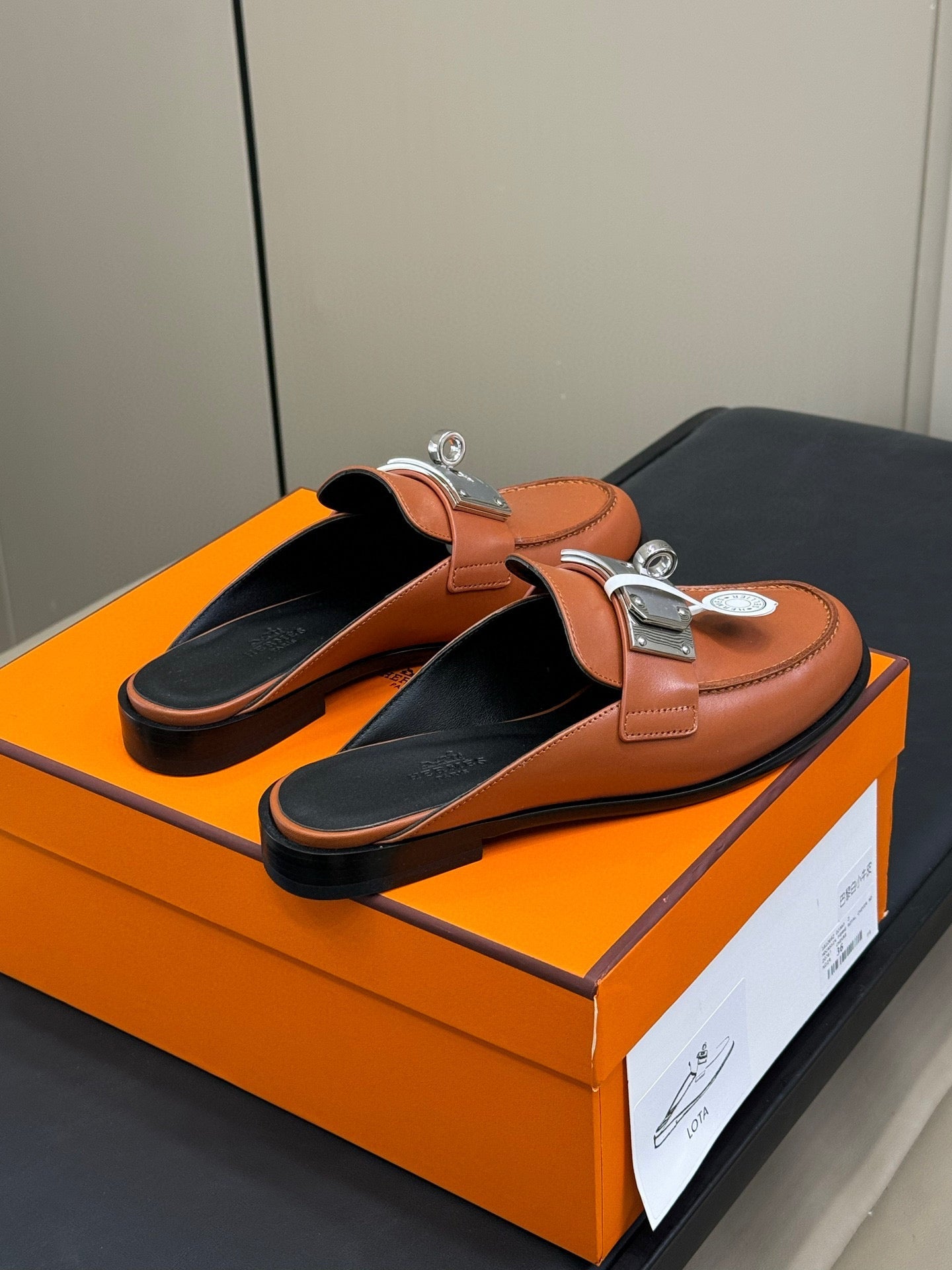 Hermes Kelly Wide Buckle Mules – 2025 Collection