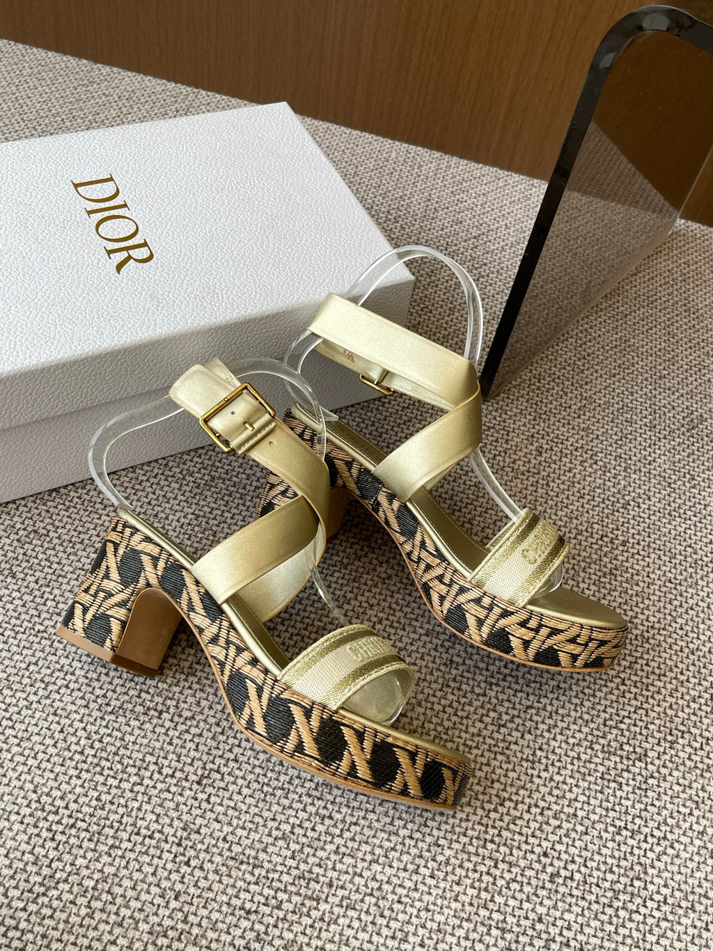 Dior Riviera Dway Wedge Sandals – Spring/Summer 2025 Collection