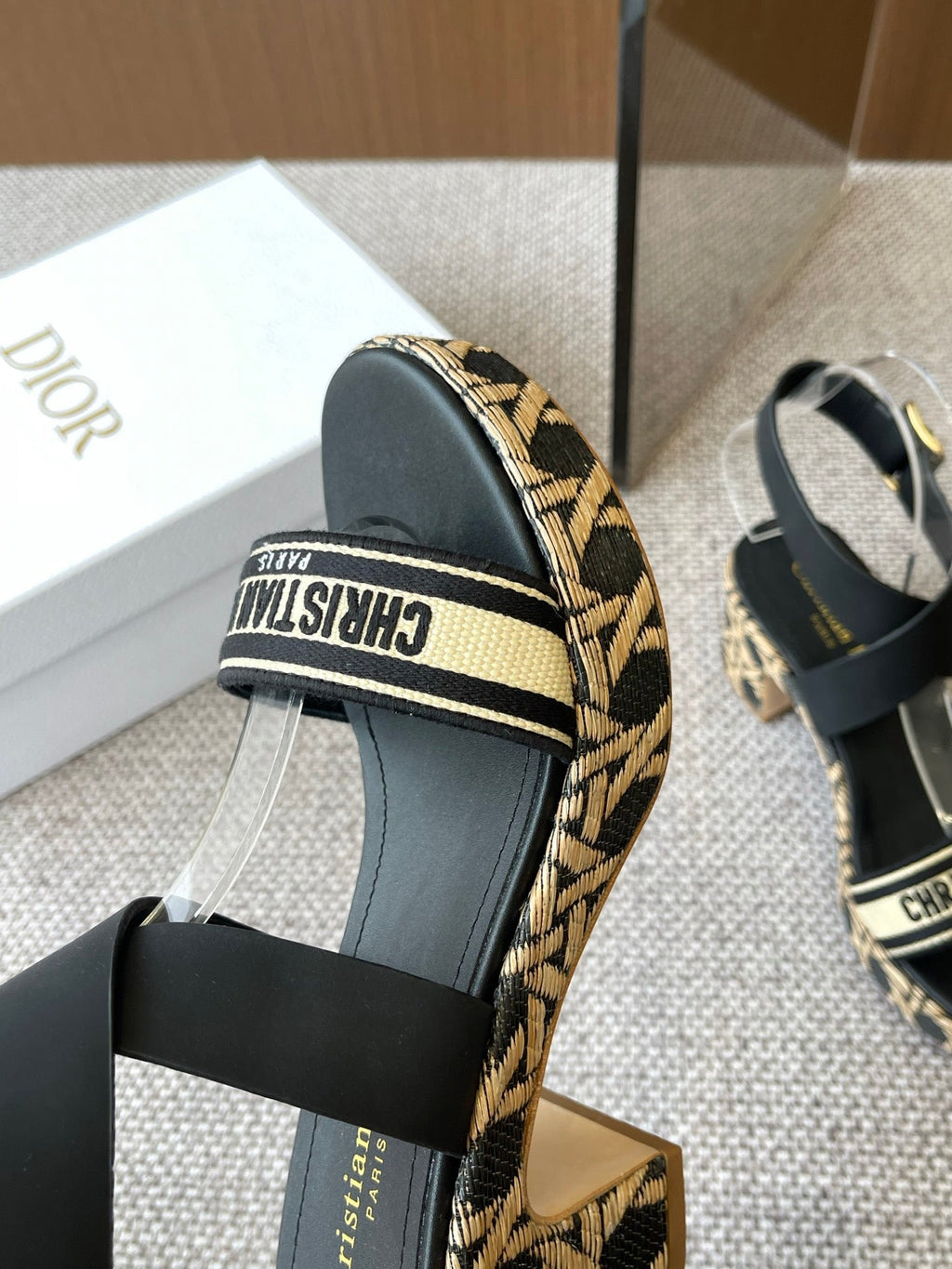 Dior Riviera Dway Wedge Sandals – Spring/Summer 2025 Collection