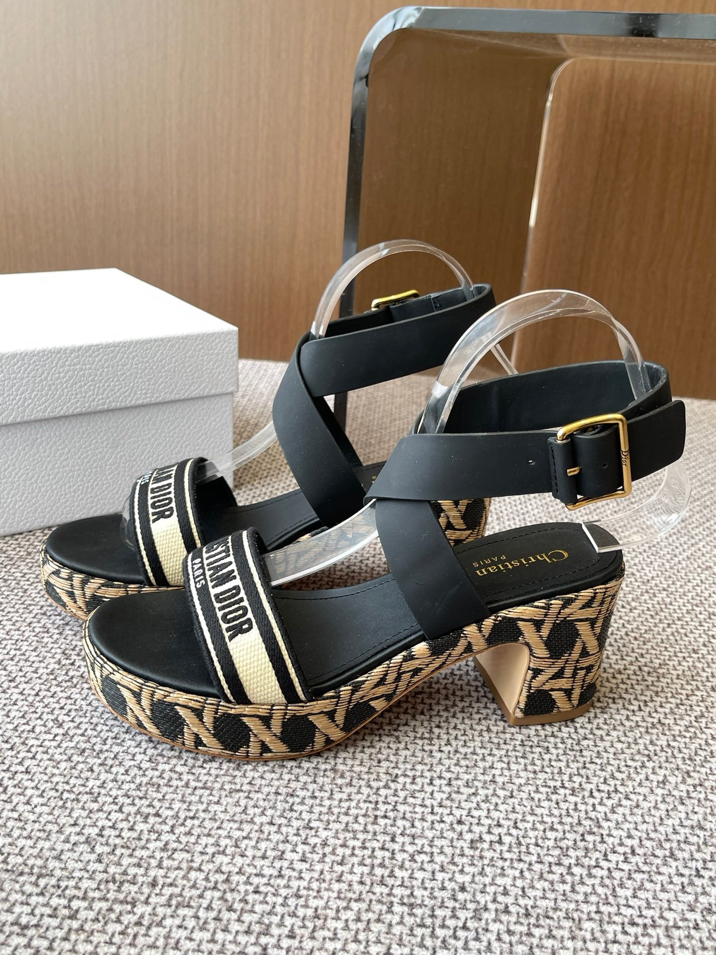 Dior Riviera Dway Wedge Sandals – Spring/Summer 2025 Collection