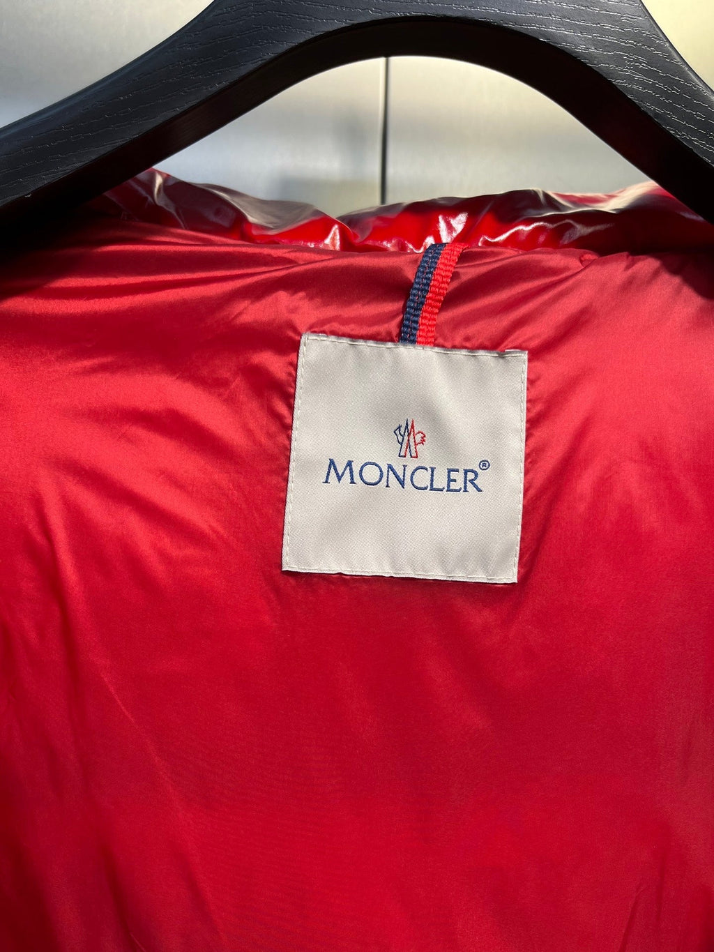 Moncler GLAREIN Hooded Down Jacket – 2025FW