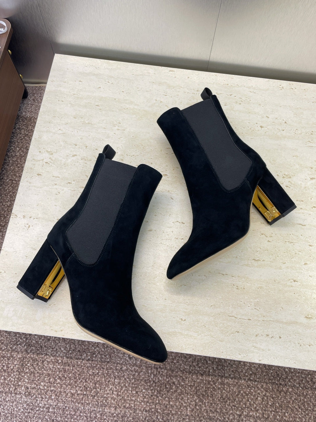 Dior D-Art Chunky Heel Chelsea Ankle Boots – 2025FW