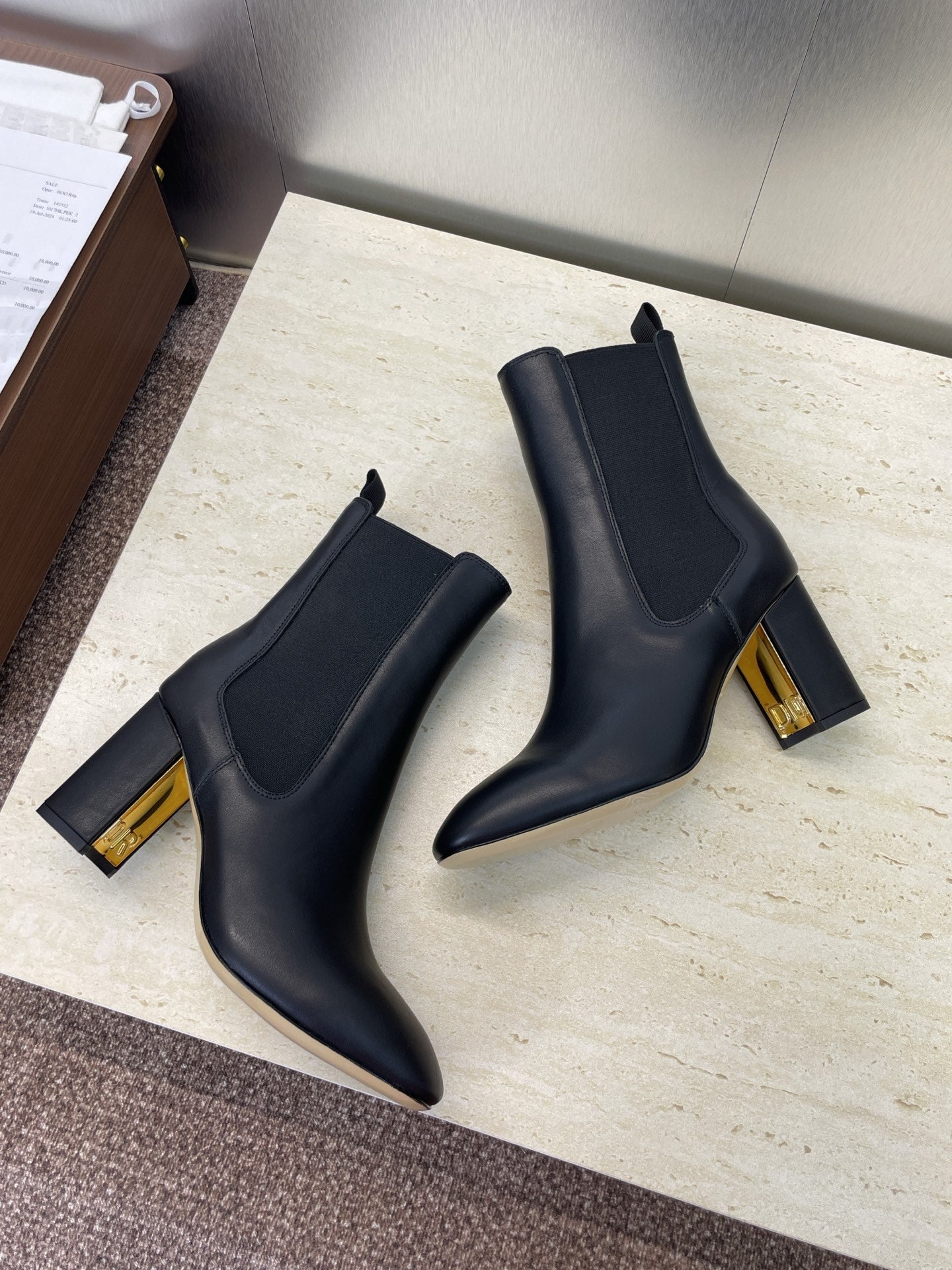 Dior D-Art Chunky Heel Chelsea Ankle Boots – 2025FW