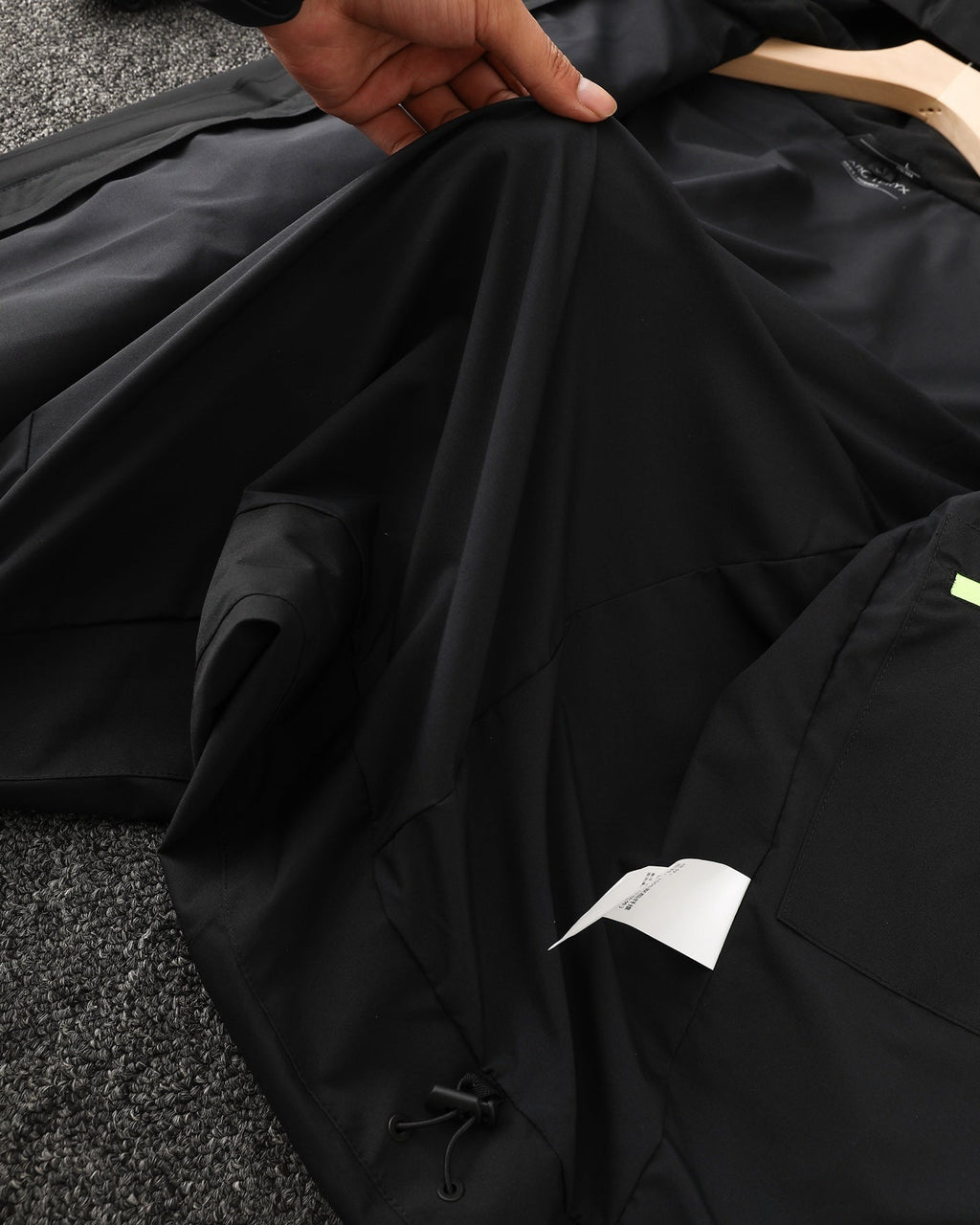 Arc'teryx 3-in-1 Detachable Windbreaker Jacket – 24FW