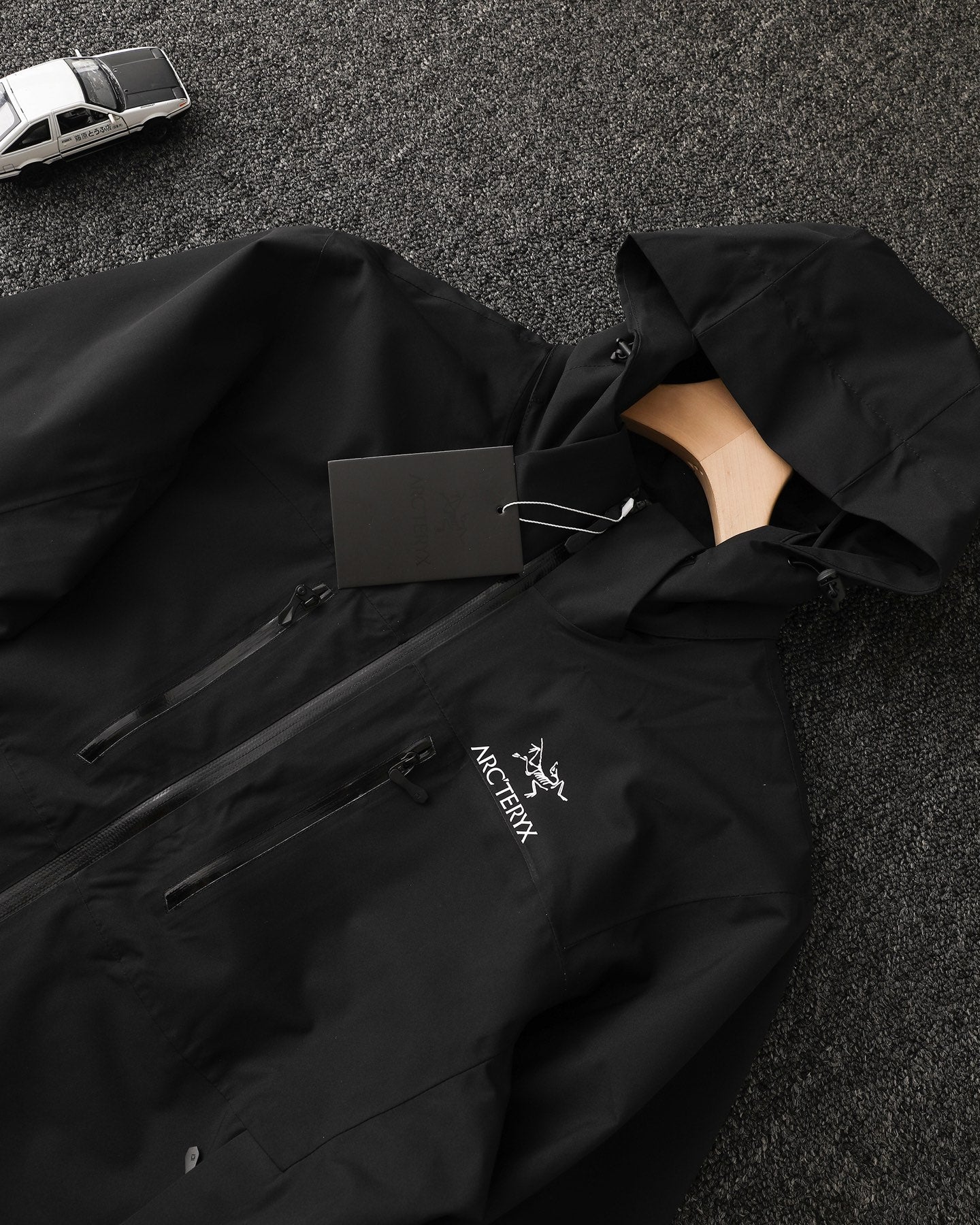 Arc'teryx 3-in-1 Detachable Windbreaker Jacket – 24FW