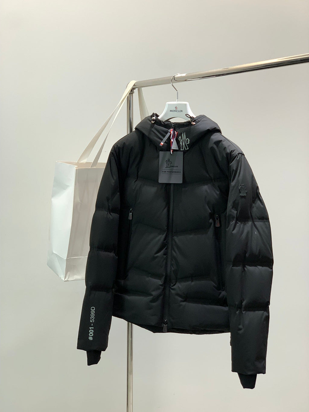 Moncler Casual Hooded Down Jacket – 2025FW