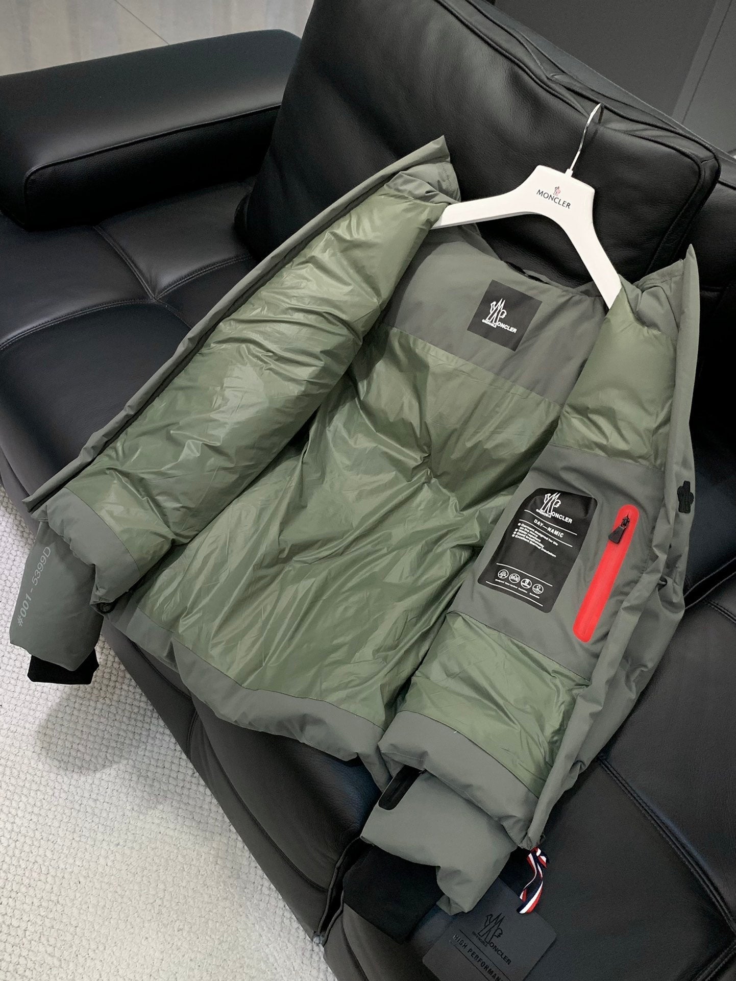 Moncler Casual Hooded Down Jacket – 2025FW