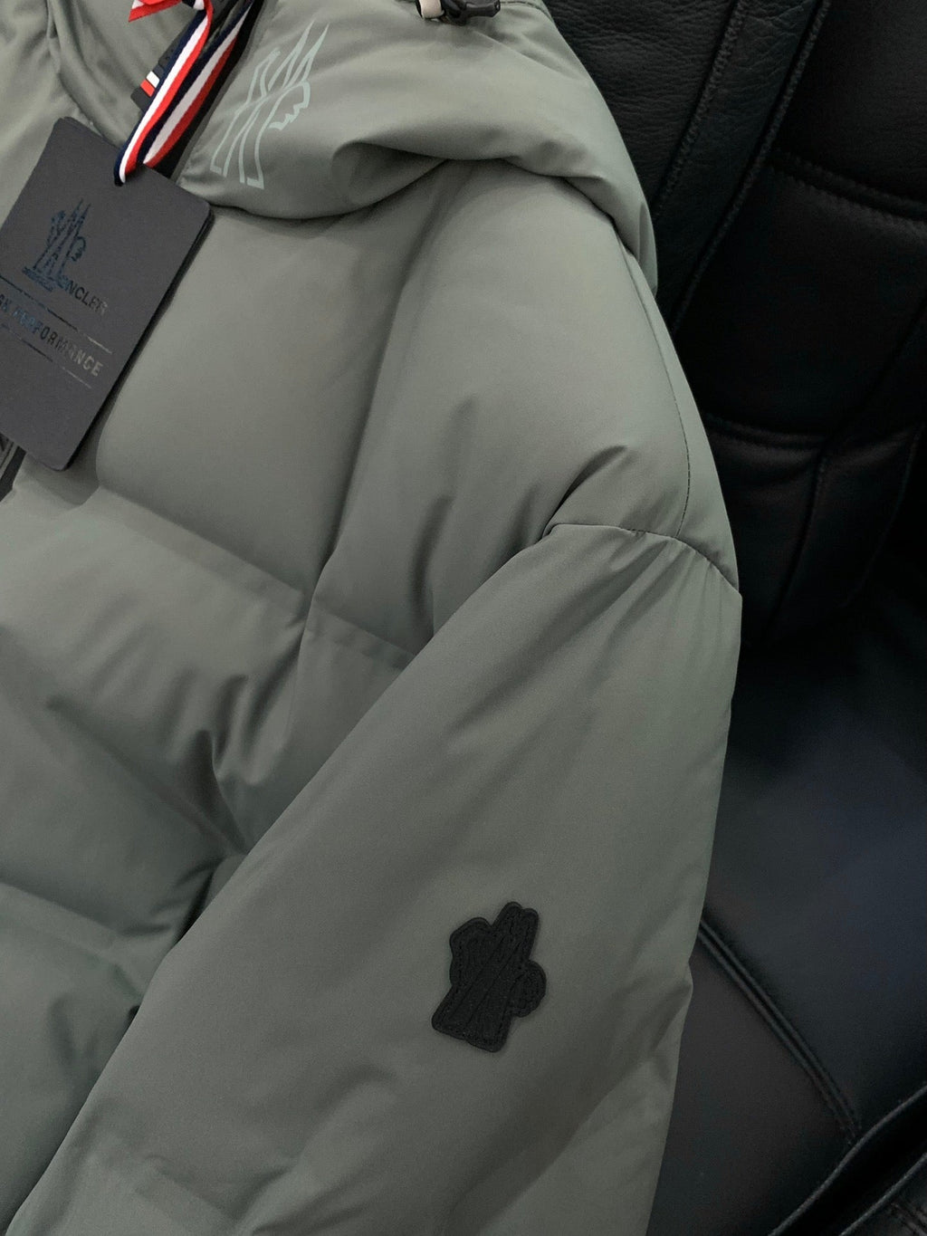 Moncler Casual Hooded Down Jacket – 2025FW