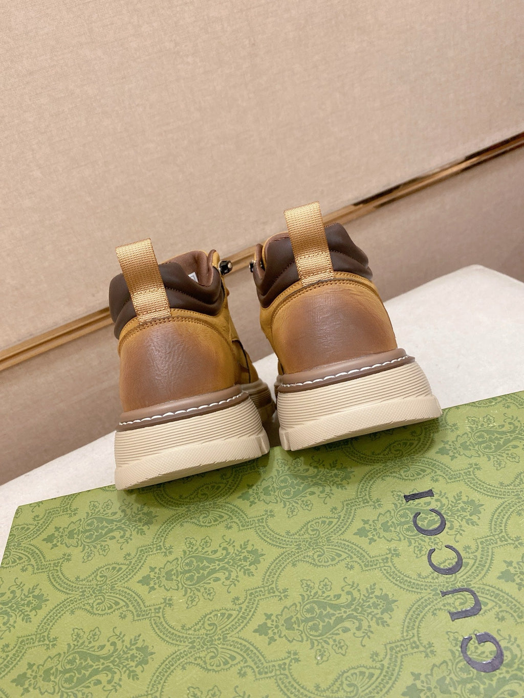 Gucci Premium Italian Leather Loafers